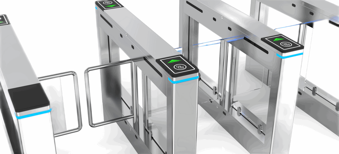 Residential Construction Site Swing Gate with Integrated Dome Camera for Real-Time Monitoring