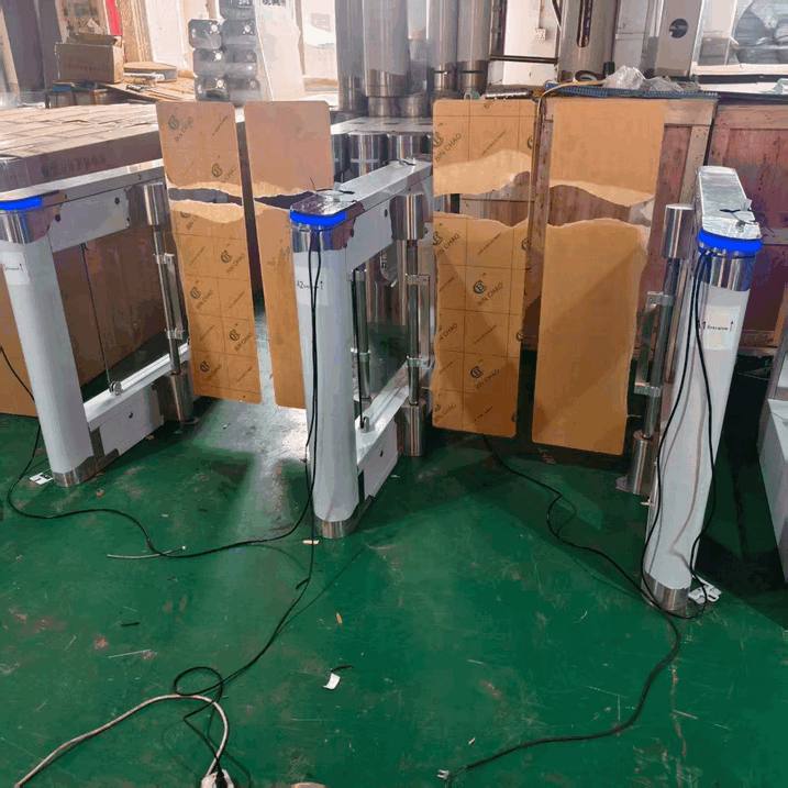 Palang Pintu Swing Barrier Gate Otomatis Akses Kontrol Keamanan Gedung Perkantoran